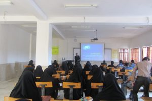 کارگاه آموزشی «مدرسه مادران»