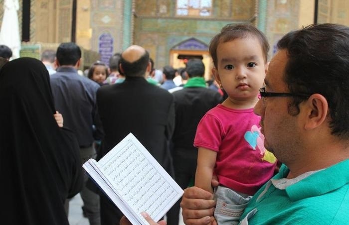 حضور کودکان در فضای معنوی عتبات+ تصاویر