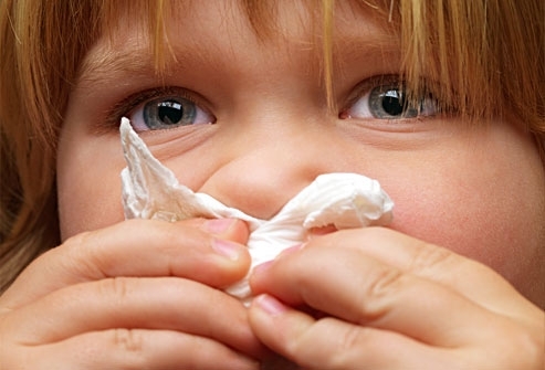 12 توصیه برای درمان سرما خوردگی کودکان