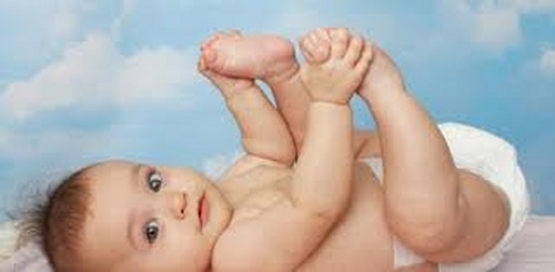دفع ادرار و مدفوع توسط نوزاد 