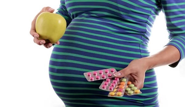 زنان باردار؛ چه بخورند و چه نخورند؟/ چگونه با تغذیه ویار بارداری را مهار کنیم؟