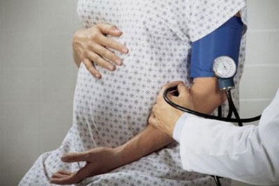 تاثیر آلودگی هوا بر بارداری