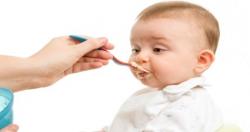تغذیه مناسب در دوران شیرخوارگی و کودکی چیست؟