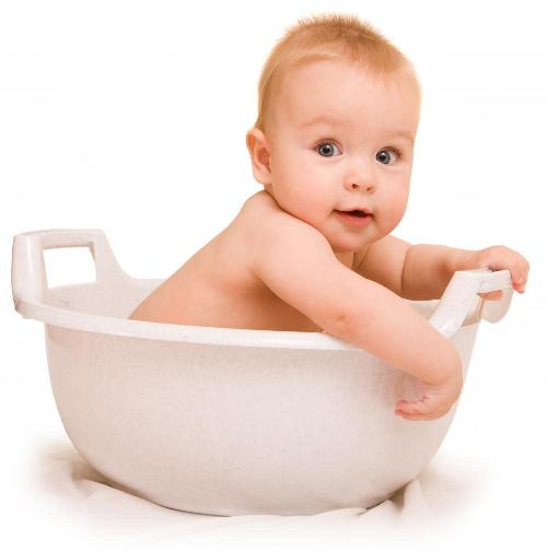 چگونه نوزادمان را حمام کنیم