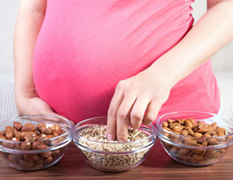 خوردنی های طب سنتی در بارداری