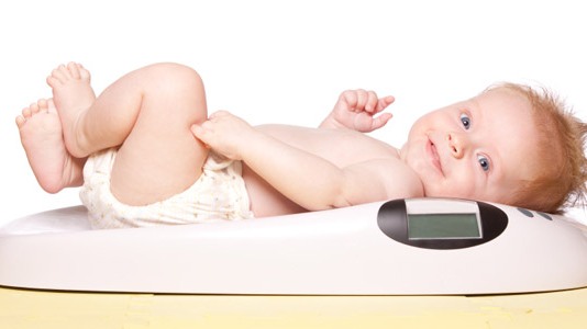 چگونه به وزن گیری نوزاد کمک کنیم؟