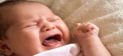 چه چیزی باعث فتق در نوزادان می‌شود؟