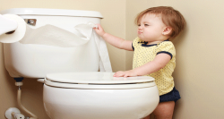 فضای دستشویی را برای کودک خوشایند کنید