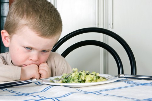 احساسات کودک در بدغذا بودن کودک تاثیر دارد!!