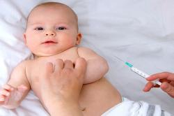 قبل از واکسیناسیون دهان نوزاد را شیرین کنید! 