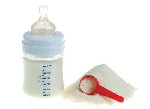 آماده کردن شیر خشک برای کودک