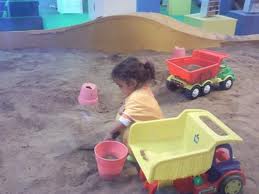  خاک بازی کودکان را باهوش تر می کند 