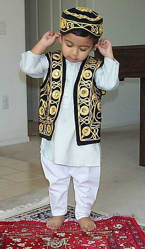 آموزش نماز به کودکان در آیات قرآن و روایات اسلامی