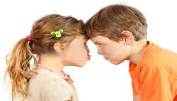 چگونه از دعوای کودکان در خانه جلوگیری کنیم؟