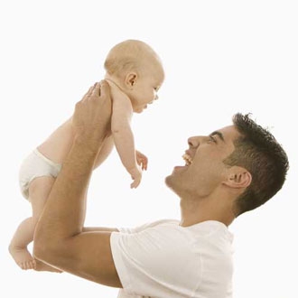 نقش مهم پدر در هفته های اول بعد از تولد نوزاد 