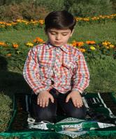نماز کودکان را سرسری نگیریم