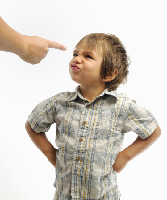 والدین؛ اصلی‌ترین عامل تاثیرگذار در بروز اختلالات گفتاری کودک