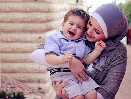 کودکتان را در آغوش بگیرید