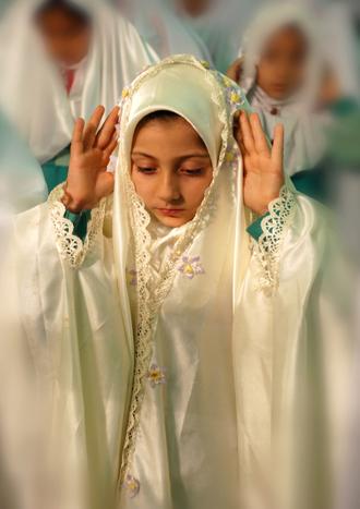 نماز خواندن، سن خاصی ندارد