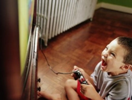 مراقب تاثیر نامطلوب بازی‌های رایانه‌ای بر رشد استخوانی کودکان باشیم